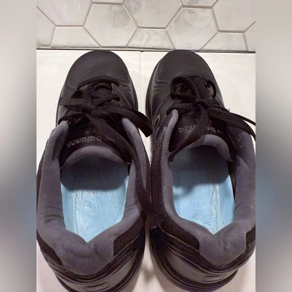 New Balance 813 Woman’s Black Sneaker WW813BK Rollbar Tech Walking Shoe Sz 10.5